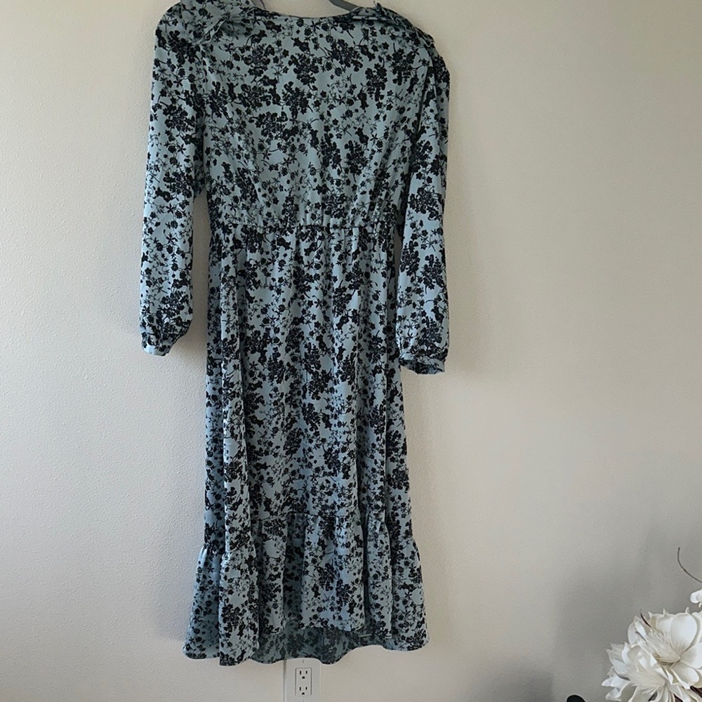 Zara‎ Floral Blue and Black midi dress size m long sleeve v-neck ruffled - Picture 14 of 14